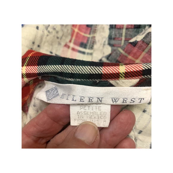 Eileen West vintage 1996 long red flannel plaid robe, Cocker Spaniels, petite - Picture 7 of 7